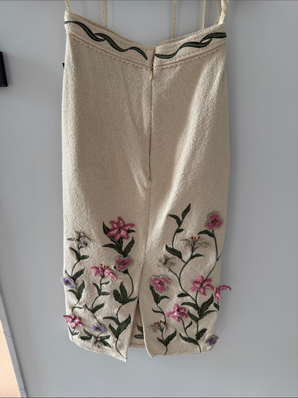 Agua by Agua Bendita Cream Embroidered Floral Pencil Skirt - Picture 4 of 9